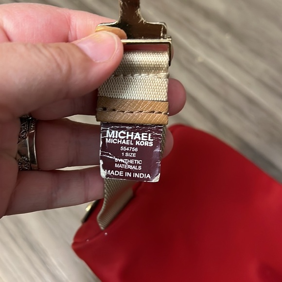MICHAEL KORS RED NYLON HIP PACK - Picture 4 of 15